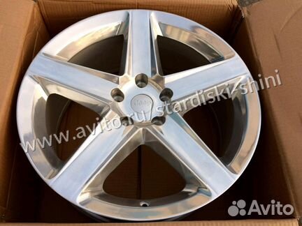 Диски SRT R20 на Jeep Grand Cherokee