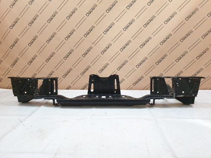 Усилитель бампера задний Toyota Hilux 8