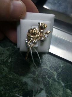 Брошка розы золото 585 пр