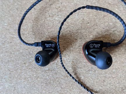 64 audio Tia Fourte