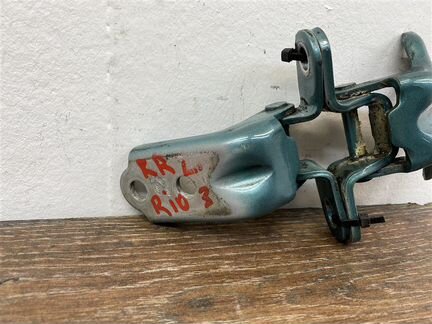 Петли двери задние левые Kia Rio 3 2011-2017