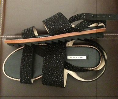 Босоножки Zara