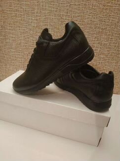 Кроссовки женские 36 размер новые