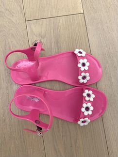 Сандалии для девочки