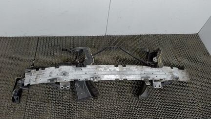 Усилитель бампера передний BMW 5 E60, 2006