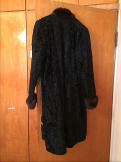 Шуба из каракульчи