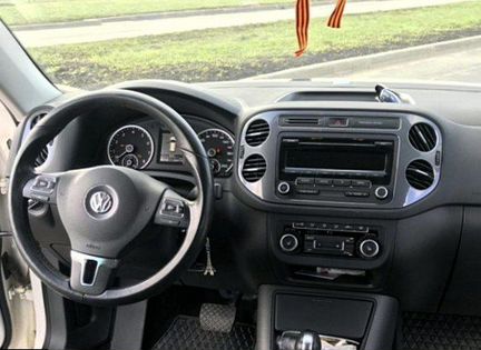 Volkswagen Tiguan 2.0 AT, 2012, 106 990 км