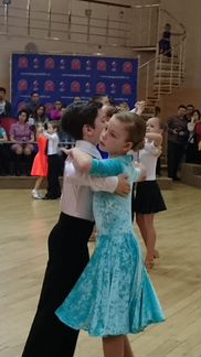 Танцевальное платье