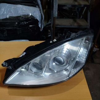 Фара левая на Мерседес W221 (Дорестайлинг)