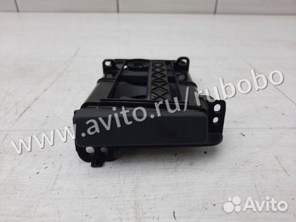 Подстаканник левый Toyota Auris E15 1zrfe 2008