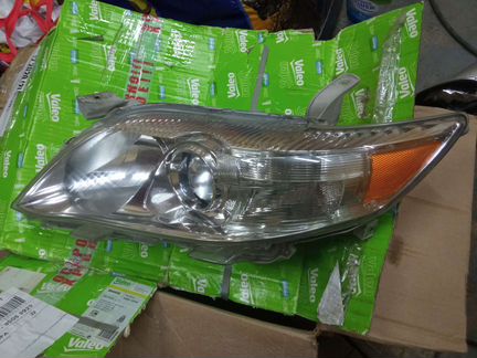 Фара camry 40 оригинал галоген