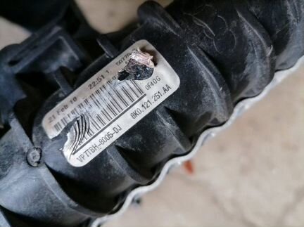 Радиатор двс Audi Q5 3.2 FSI 2010