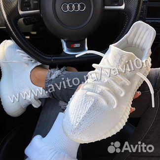 Кроссовки Adidas Yeezy Boost