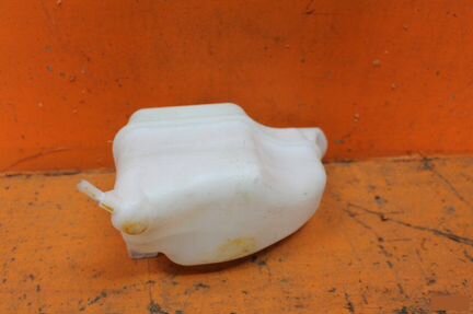 Бачок расширительный Kia Sorento 2 2009-2019