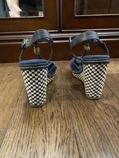 Босоножки на танкетке Tommy Hilfiger