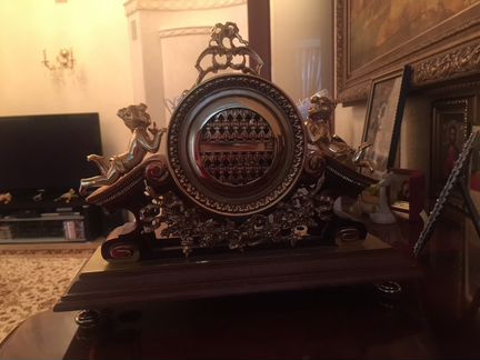 Испанские настольные часы
