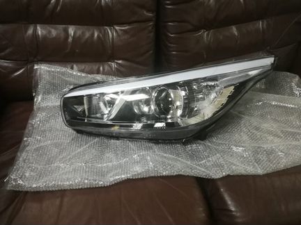 Kia Ceed JD фара левая без дхо Кия Сид 2