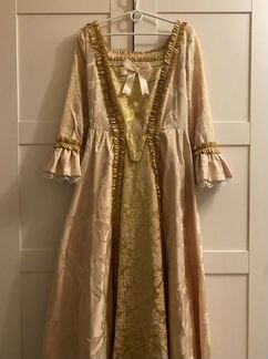 Средневековое платье