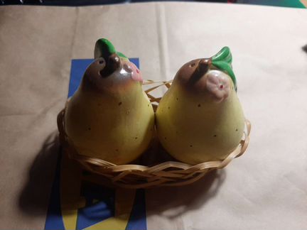 Солонка и перечница