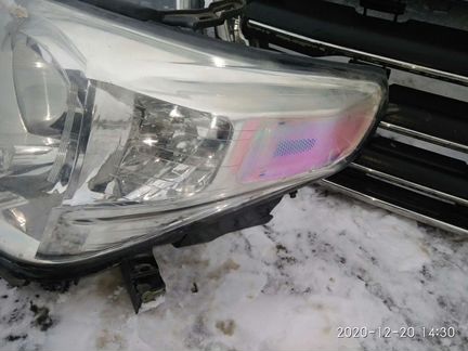 Фары Ленд Крузер 200 2007 дорестайл