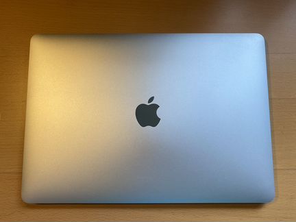 MacBook Pro 13' 2018 256гб