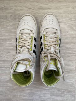 Кроссовки Adidas в хорошем состоянии