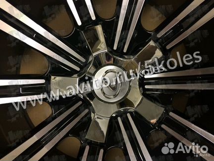 New комплект дисков на Lexus LX570 R20