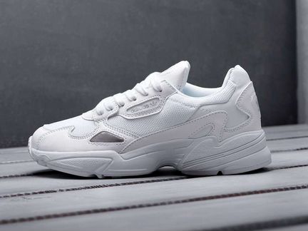 Кроссовки Adidas Falcon