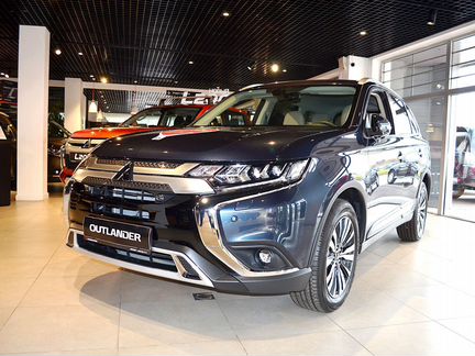 Mitsubishi Outlander 2.4 CVT, 2020