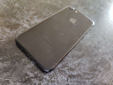 Телефон iPhone 7 256gb + airpods
