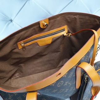 Сумка Louis Vuitton Шоппер