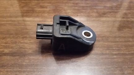 Датчик airbag Toyota 89173-42080