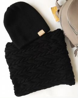 Комплект шапка и снуд черный