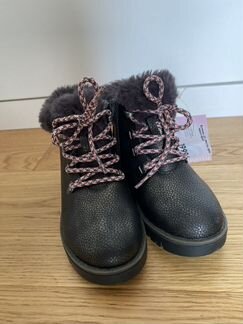 Ботинка на девочку 29