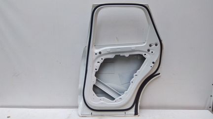 Дверь задняя правая Volvo XC60