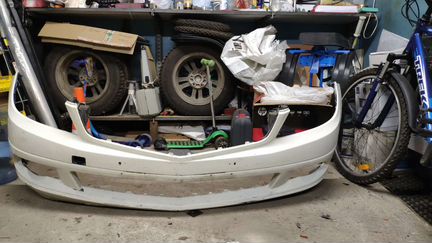 Бампер передний Mercedes C200 w204