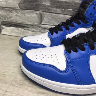 Кроссовки высокие