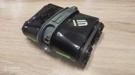 Робот вездеход Brookstone Rover Spy Tank 2.0