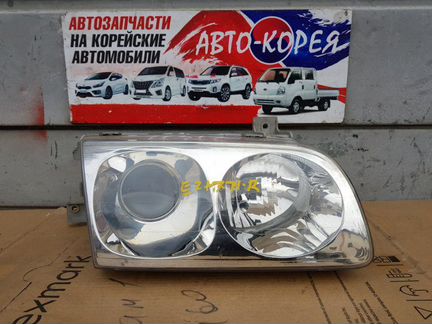Фара передняя правая Hyundai Trajet 1999-2008
