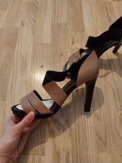 Босоножки Corso Como