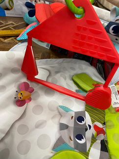 Развивающий коврик tiny love