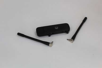 USB Модем Huawei E3372h-320 c антеннами по 2 дцб