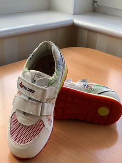 Кроссовки pablosky 32 размер новые