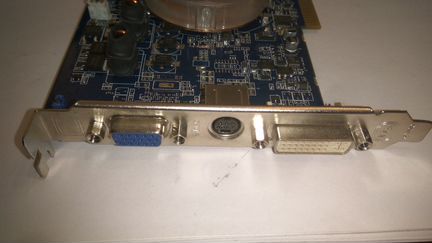 Radeon X800 GTO 256Mb AGP