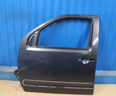Дверь передняя левая Nissan Pathfinder (R51)