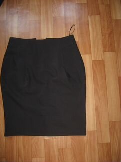 Продаю юбку темно-синего цвета Chayruel