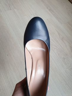 Туфли на танкетке
