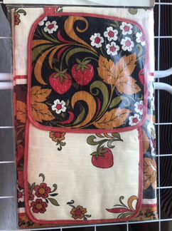 Фартук и 2 Прихватки