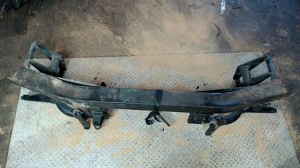 Усилитель бампера передний Renault Midlum 2 2005