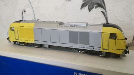 Модель тепловоза ER20 (roco) для Marklin 1:87